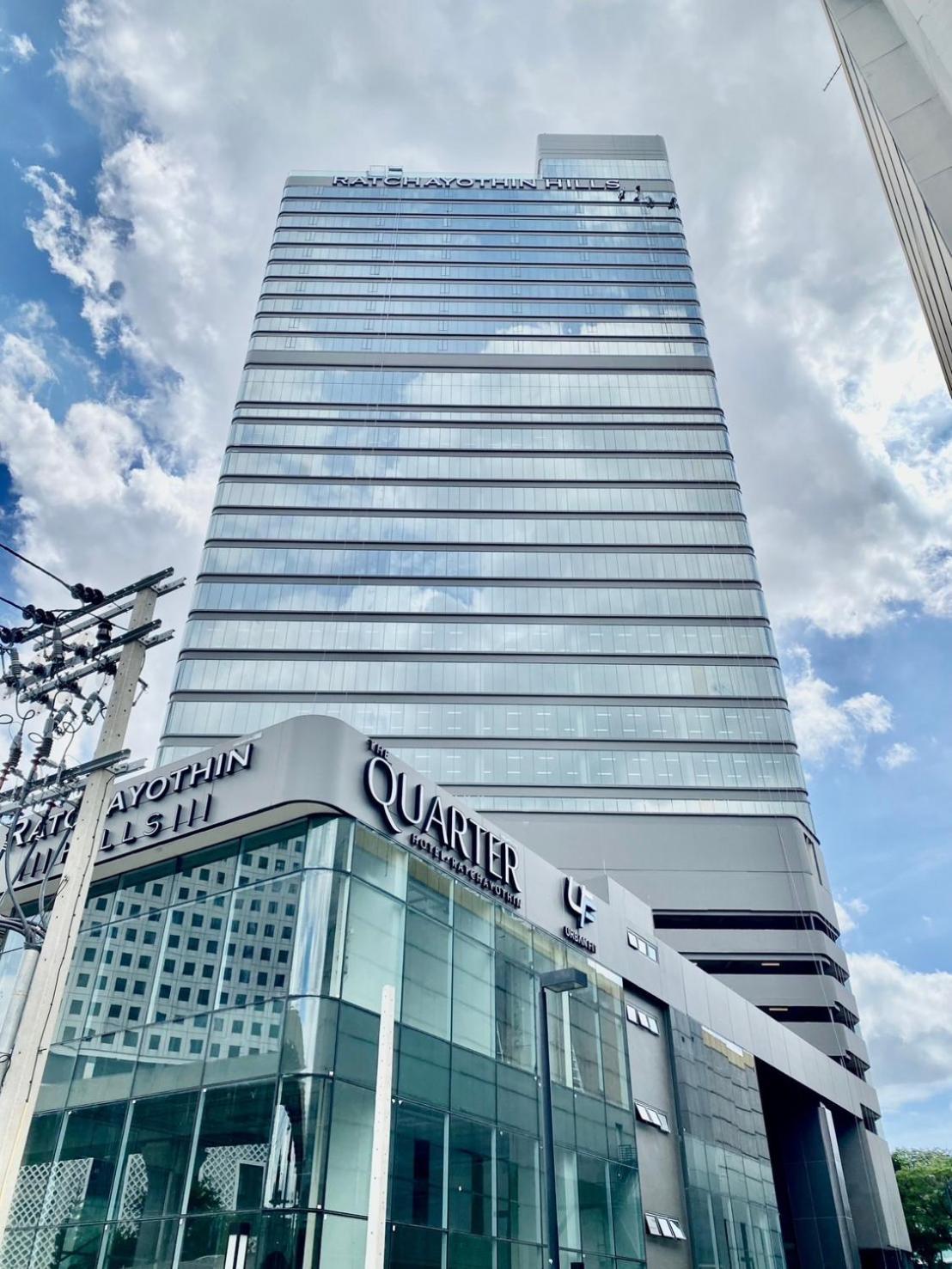 The Quarter Ratchayothin By Uhg Bangkok Exterior foto