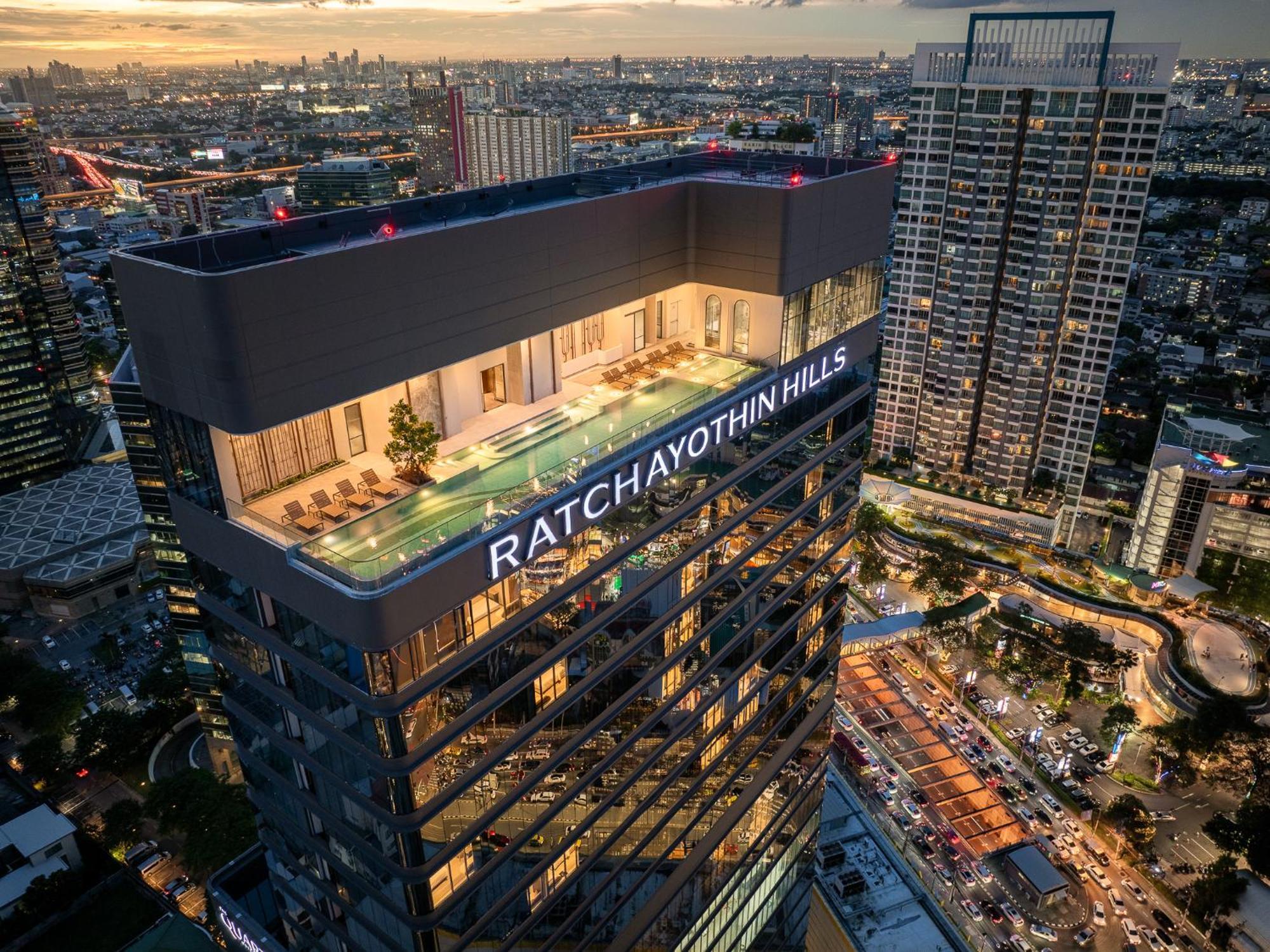 The Quarter Ratchayothin By Uhg Bangkok Exterior foto